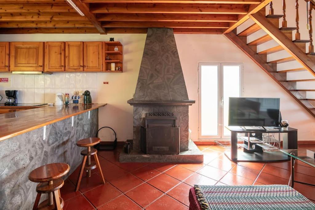Country House In Azores - S. Miguel Рибейра-Гранди Экстерьер фото